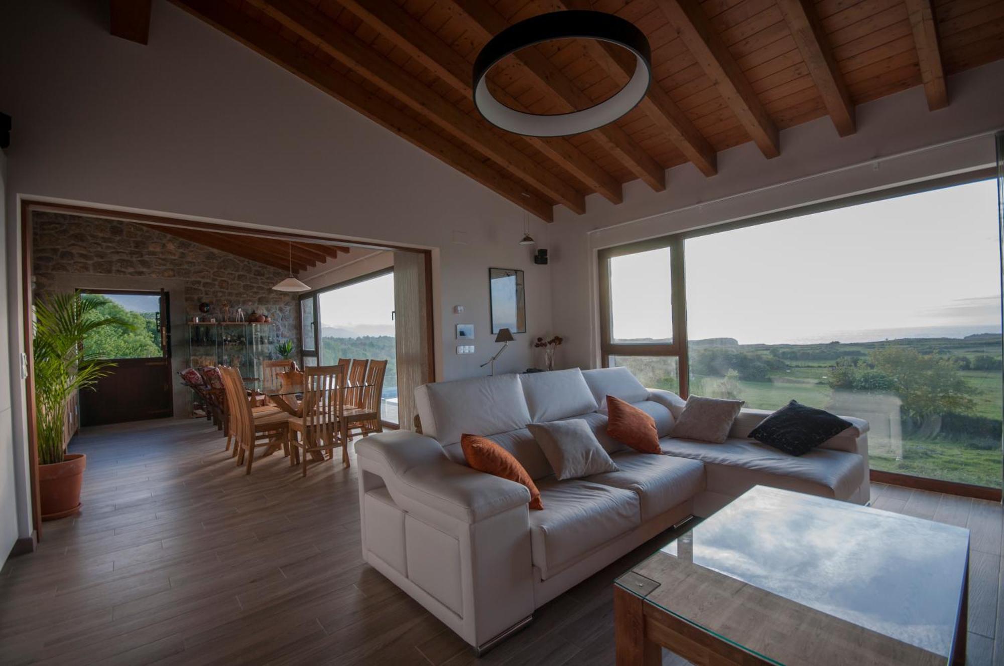 Bufones De Pria Apartamentos Rurales Garaña الغرفة الصورة